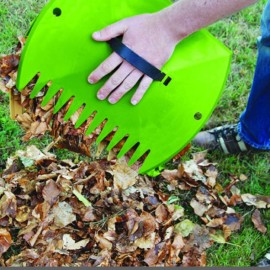 Pelle à feuilles